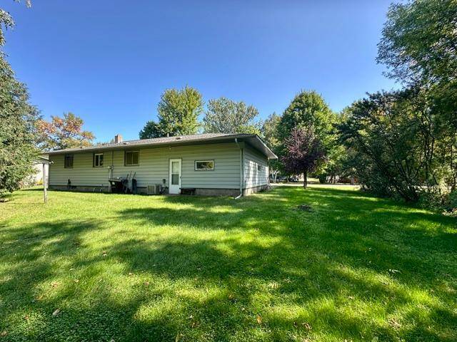 416 S Sunset AVE, Parkers Prairie, MN 56361