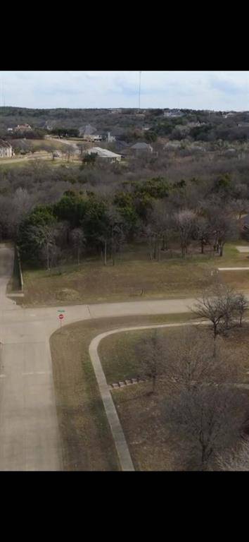 2776 S Lakeview Drive, Cedar Hill, TX 75104