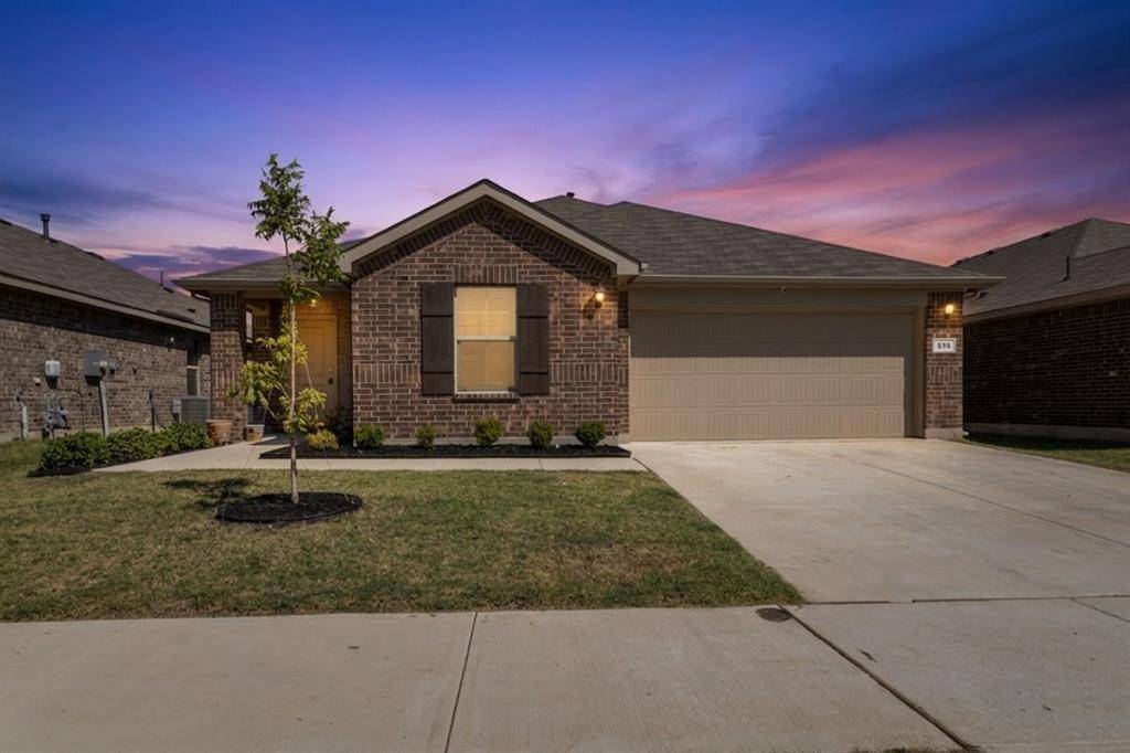 616 Sand Point Drive, Fort Worth, TX 76131
