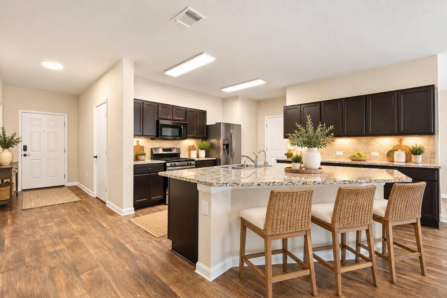 220 James Adkins DR, Kyle, TX 78640