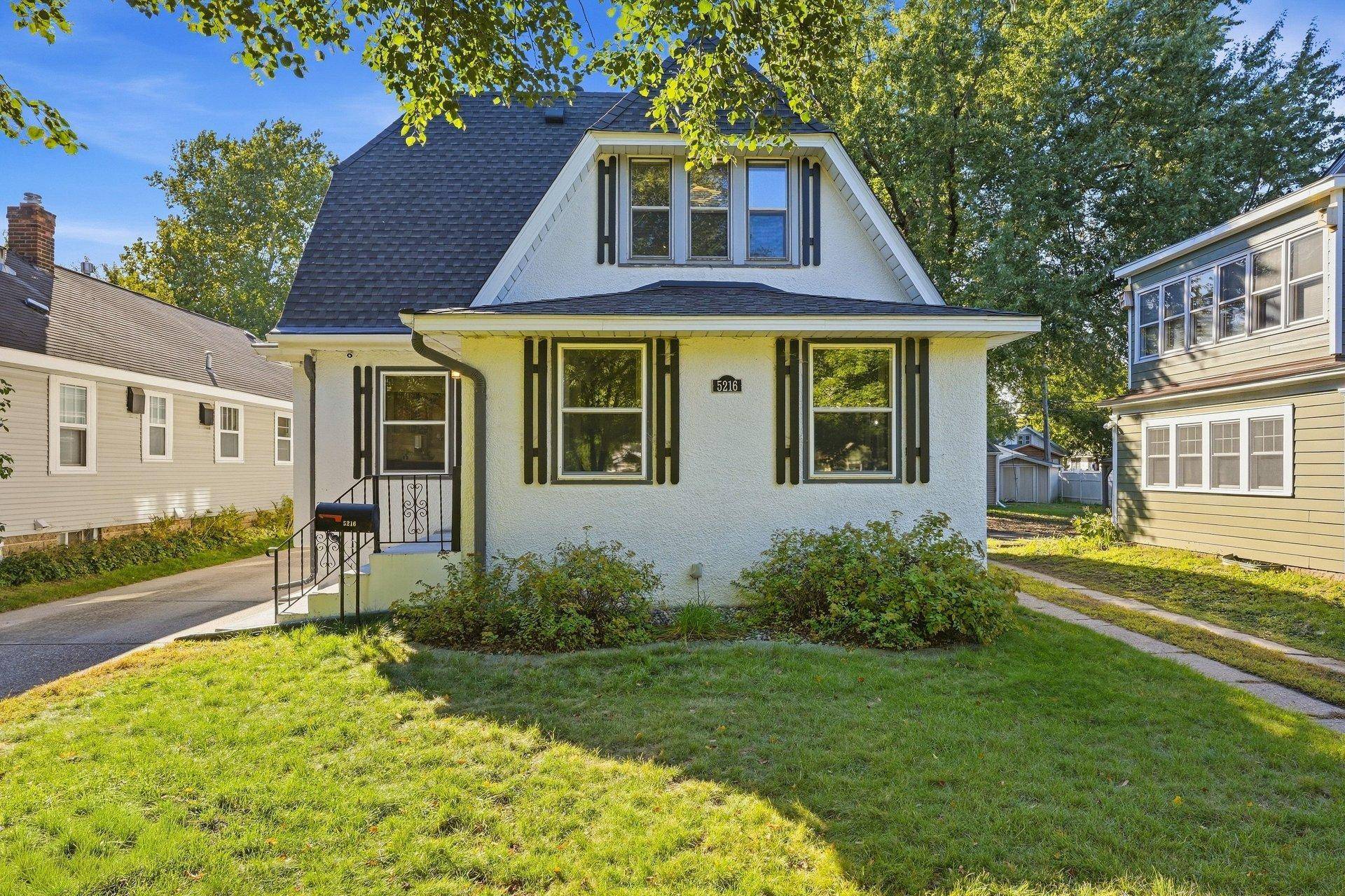 5216 33rd AVE S, Minneapolis, MN 55417