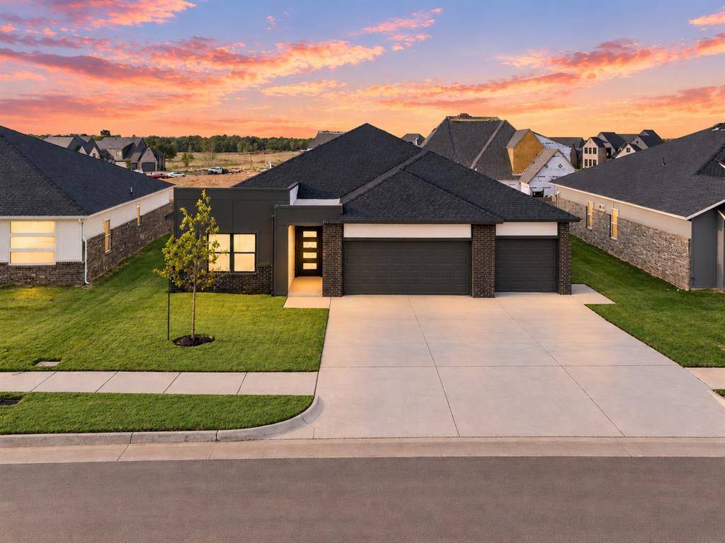 4209 NW 180th ST, Edmond, OK 73012