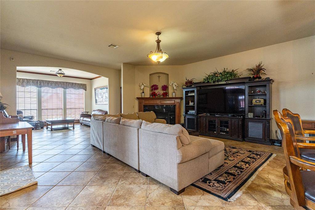 Address not disclosed, Edmond, OK 73012