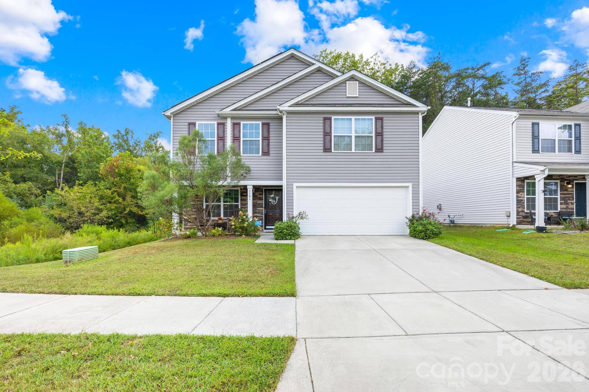 7401 Finnigan RD, Charlotte, NC 28215