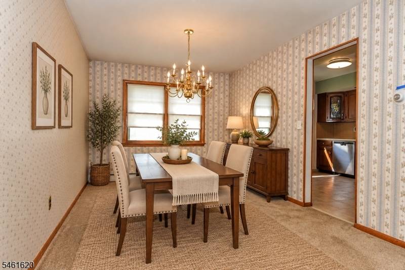 3 Richard Ct, Butler Boro, NJ 07405