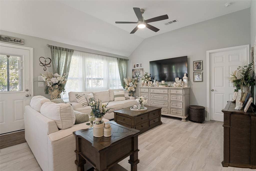 116 Seay Street, Quinlan, TX 75474