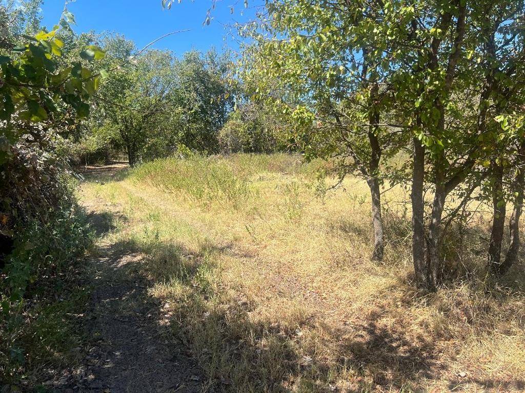 831 Boyd Road, Azle, TX 76020
