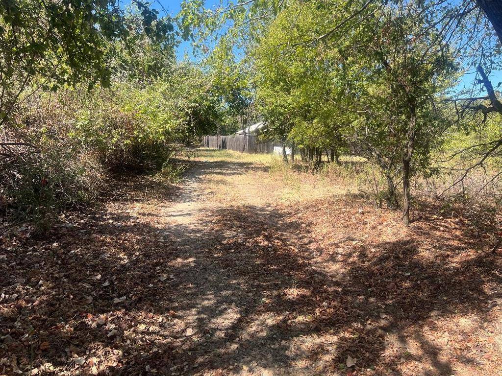 831 Boyd Road, Azle, TX 76020
