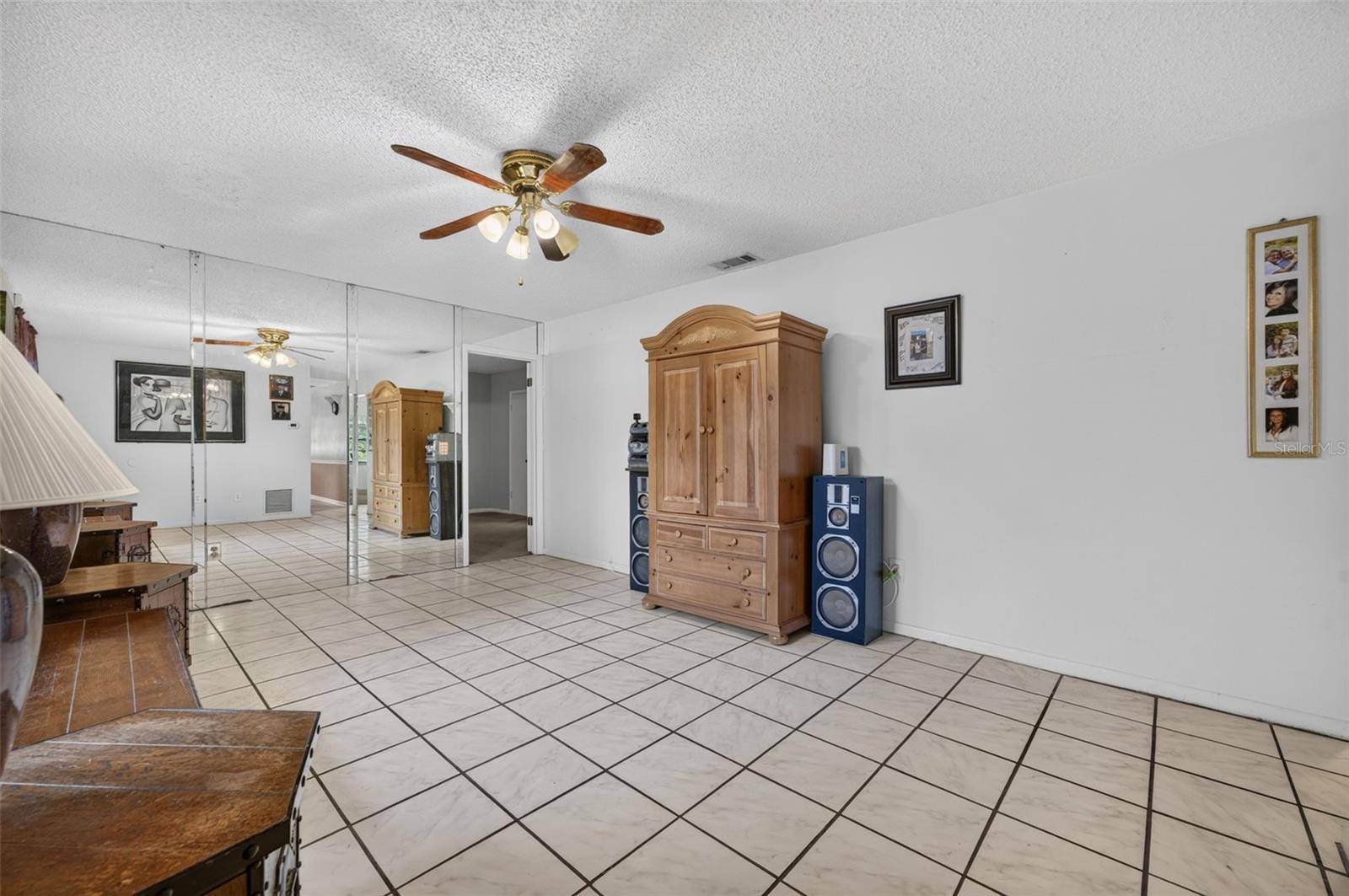 1002 ALLENDALE DR, Oviedo, FL 32765