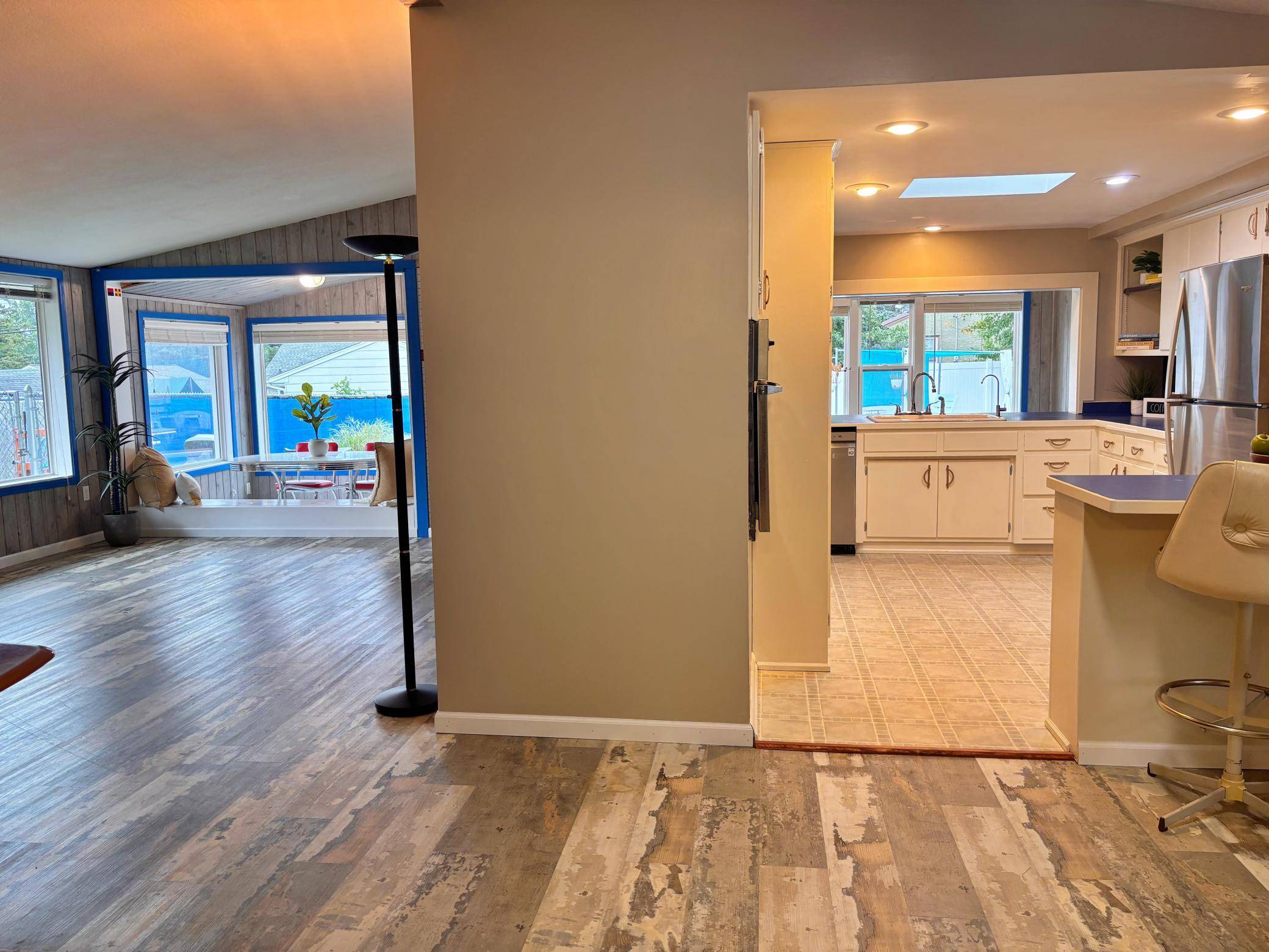 1279 Smith AVE S, West Saint Paul, MN 55118