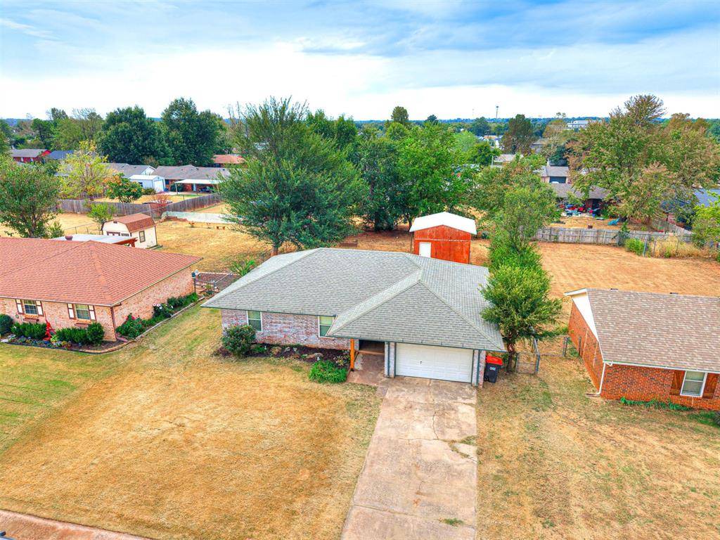 20040 Timberidge RD, Harrah, OK 73045