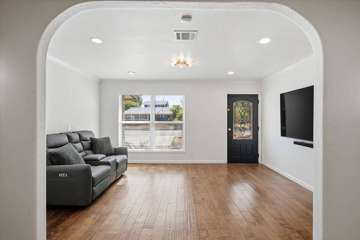 7510 Carriage DR, Austin, TX 78752