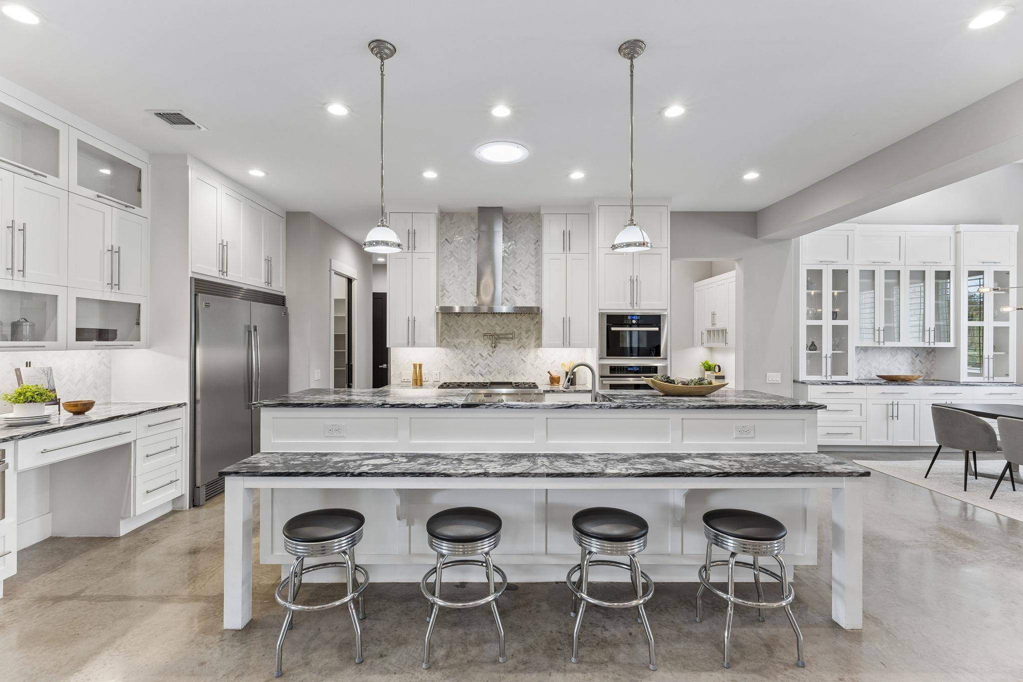 3801 Peak Lookout DR, Austin, TX 78738
