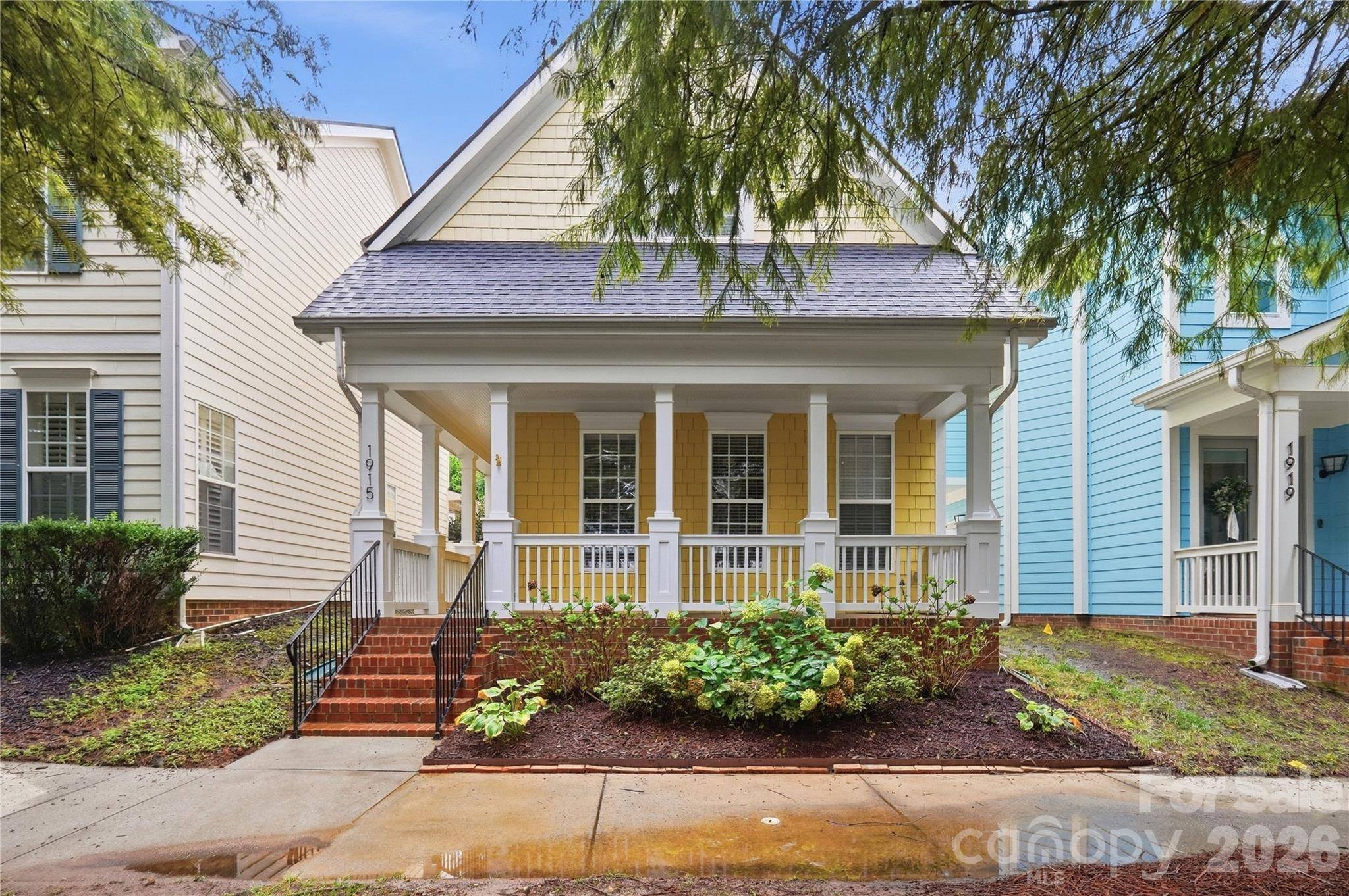 1915 Lela AVE, Charlotte, NC 28208
