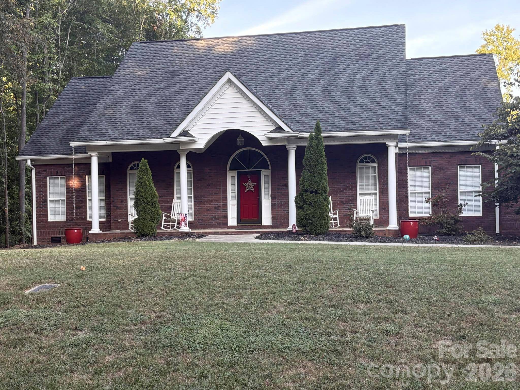 3008 Scottsdale LN, Matthews, NC 28104