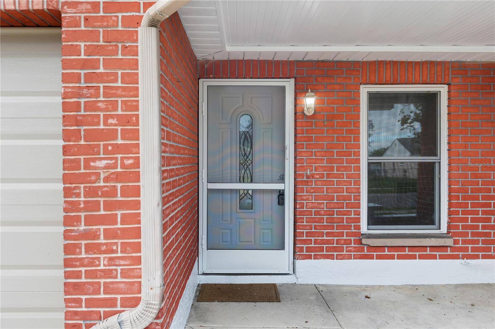 8221 AUTUMN OAK AVE, Port Richey, FL 34668