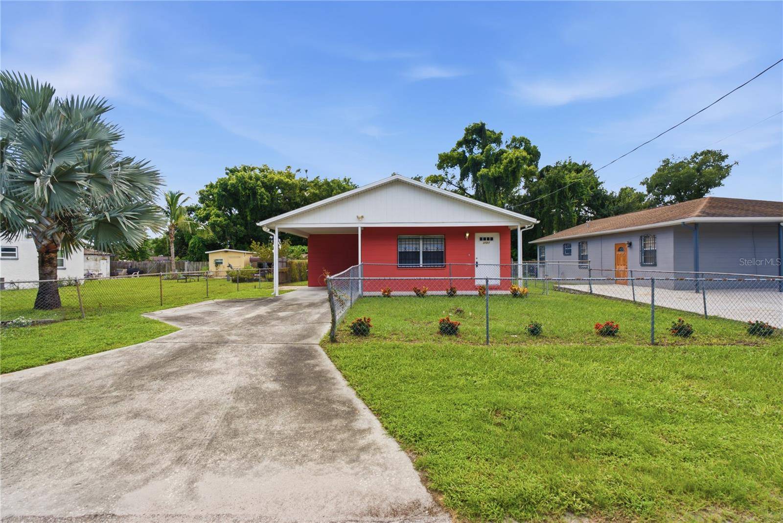 3721 E NORTH BAY ST, Tampa, FL 33610