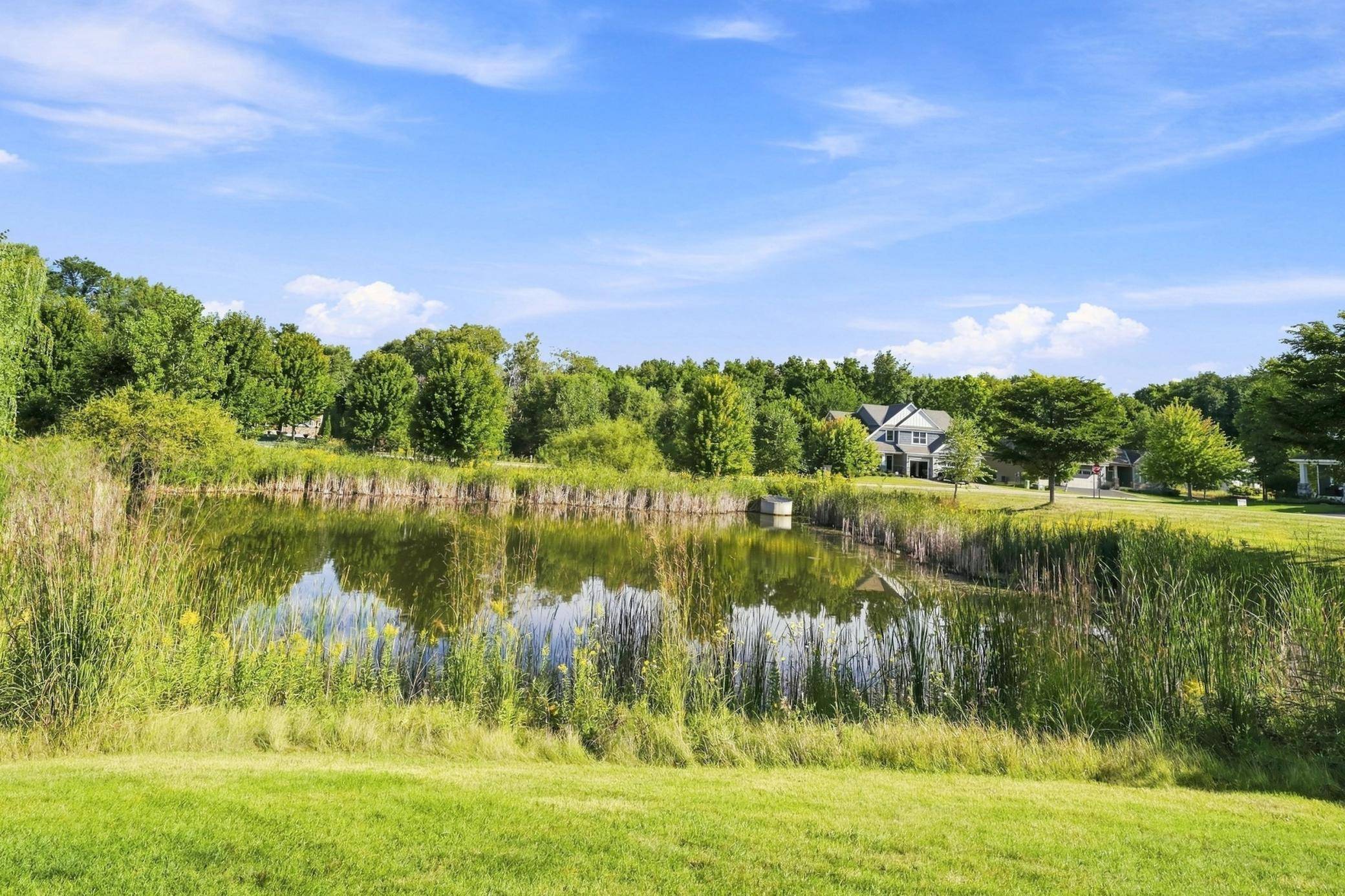833 Red Cedar CT, Chaska, MN 55318