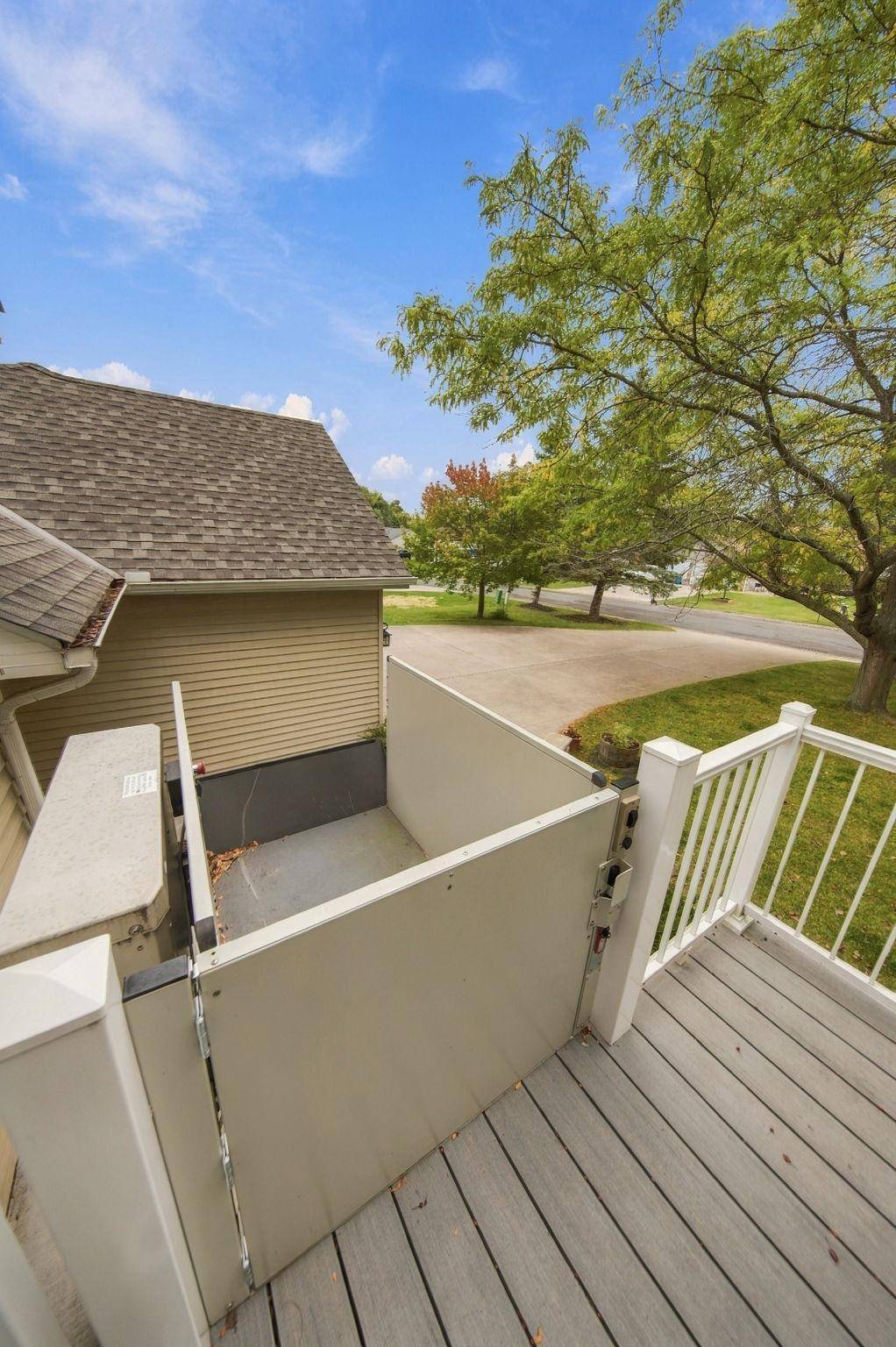 7596 216th ST N, Forest Lake, MN 55025