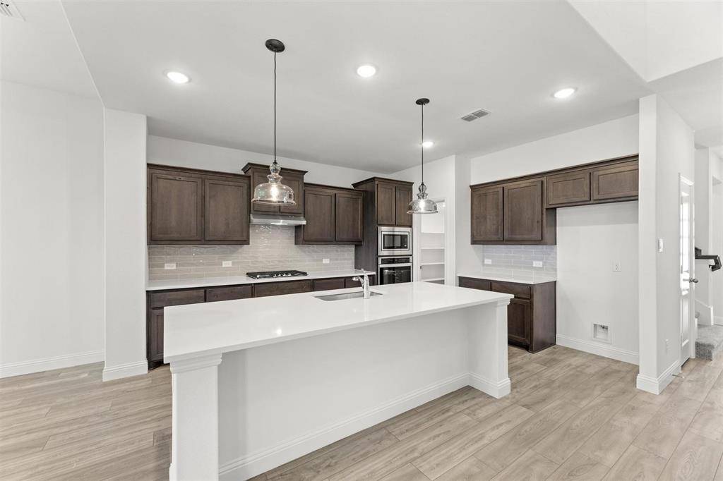 1228 Moon Ranch Road, Royse City, TX 75189
