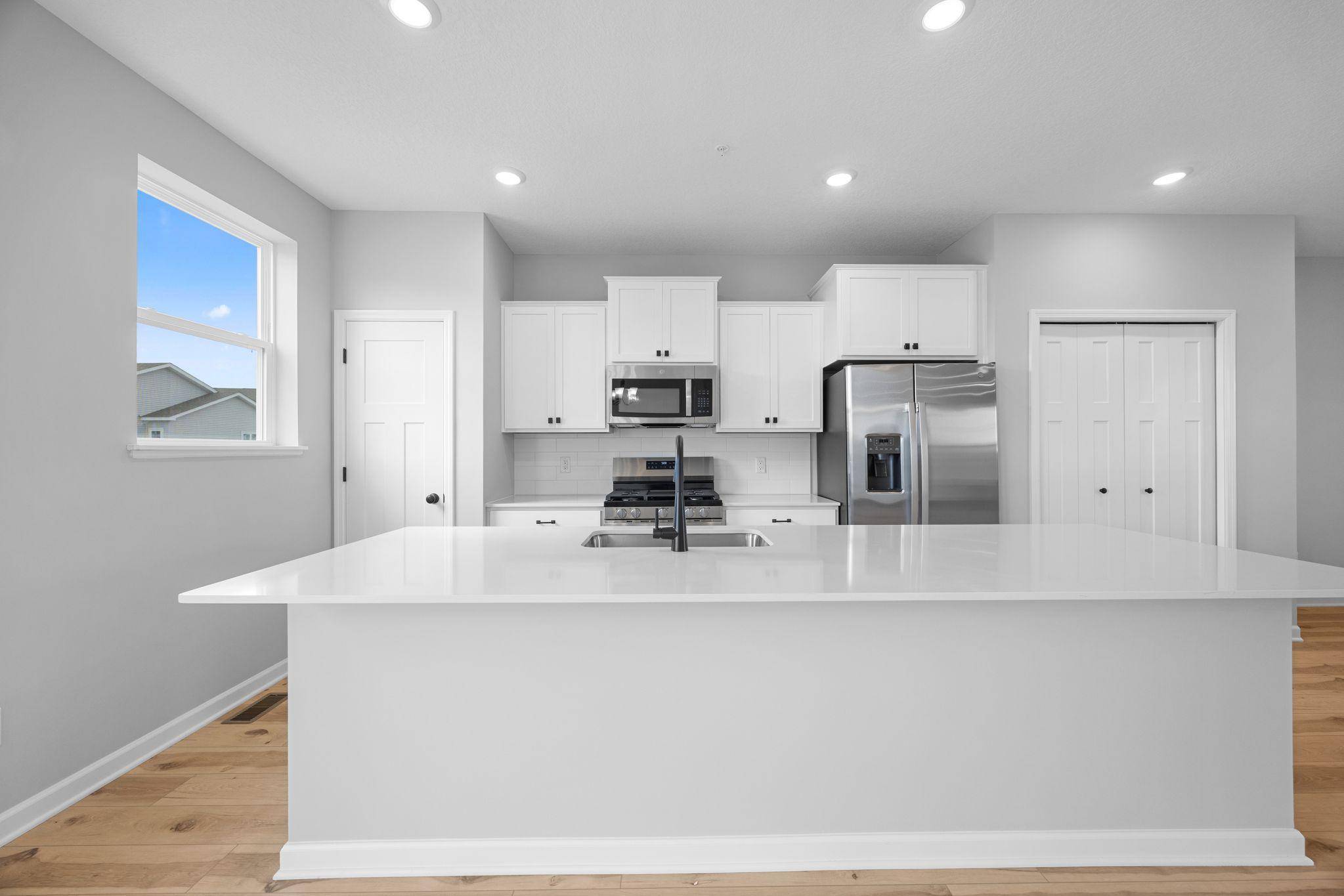 10364 Birchwood CIR, Victoria, MN 55318