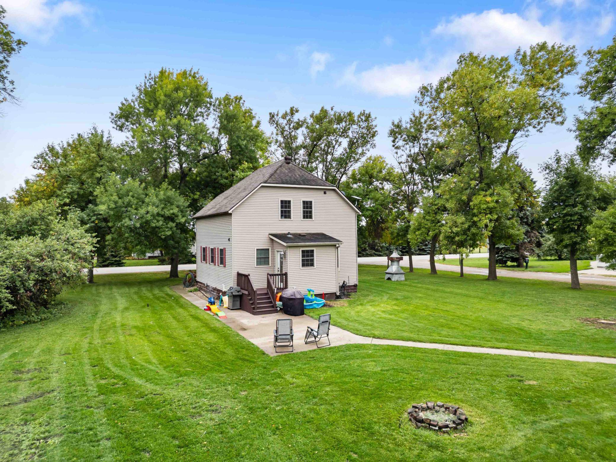 14800 90th AVE S, Barnesville, MN 56514