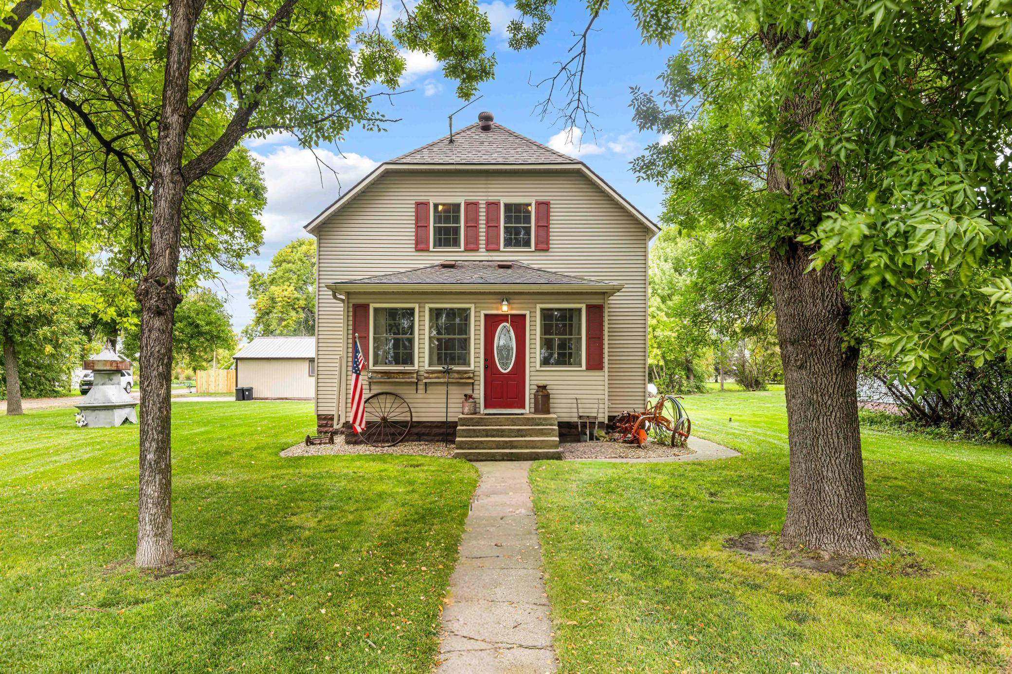 14800 90th AVE S, Barnesville, MN 56514