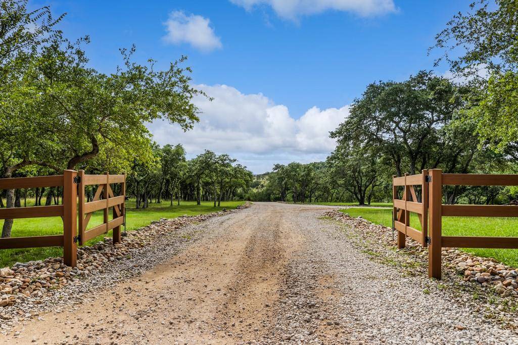 1580 FM 3237, Wimberley, TX 78676