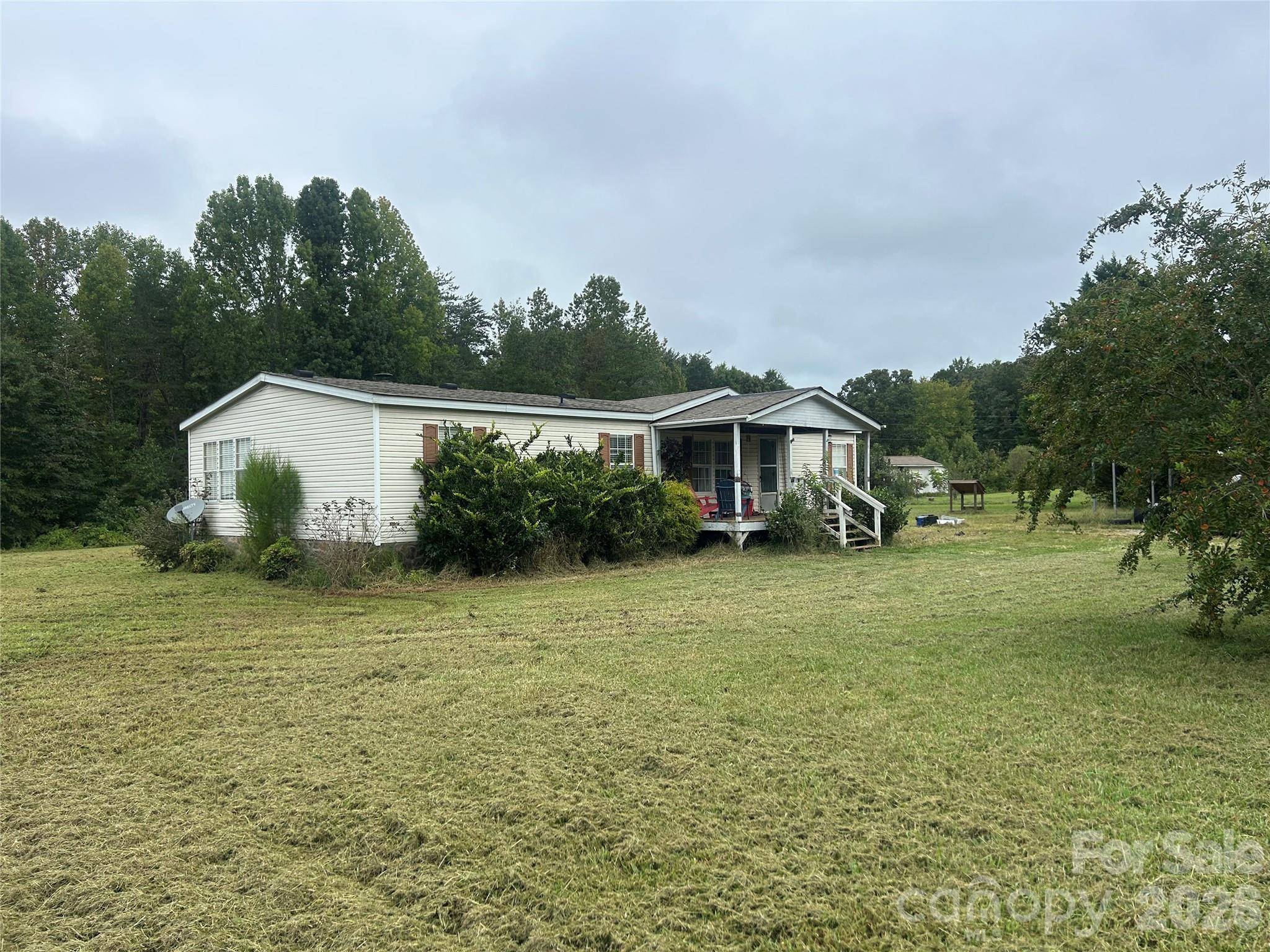 5100 Flay RD, Lincolnton, NC 28092