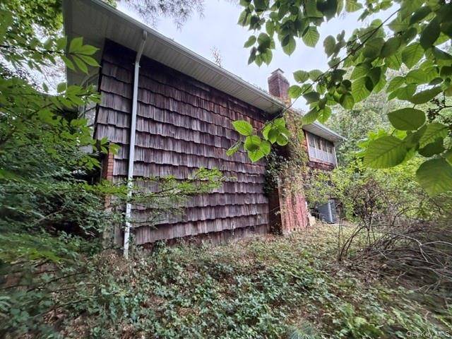 9 Glenwood AVE, Miller Place, NY 11764