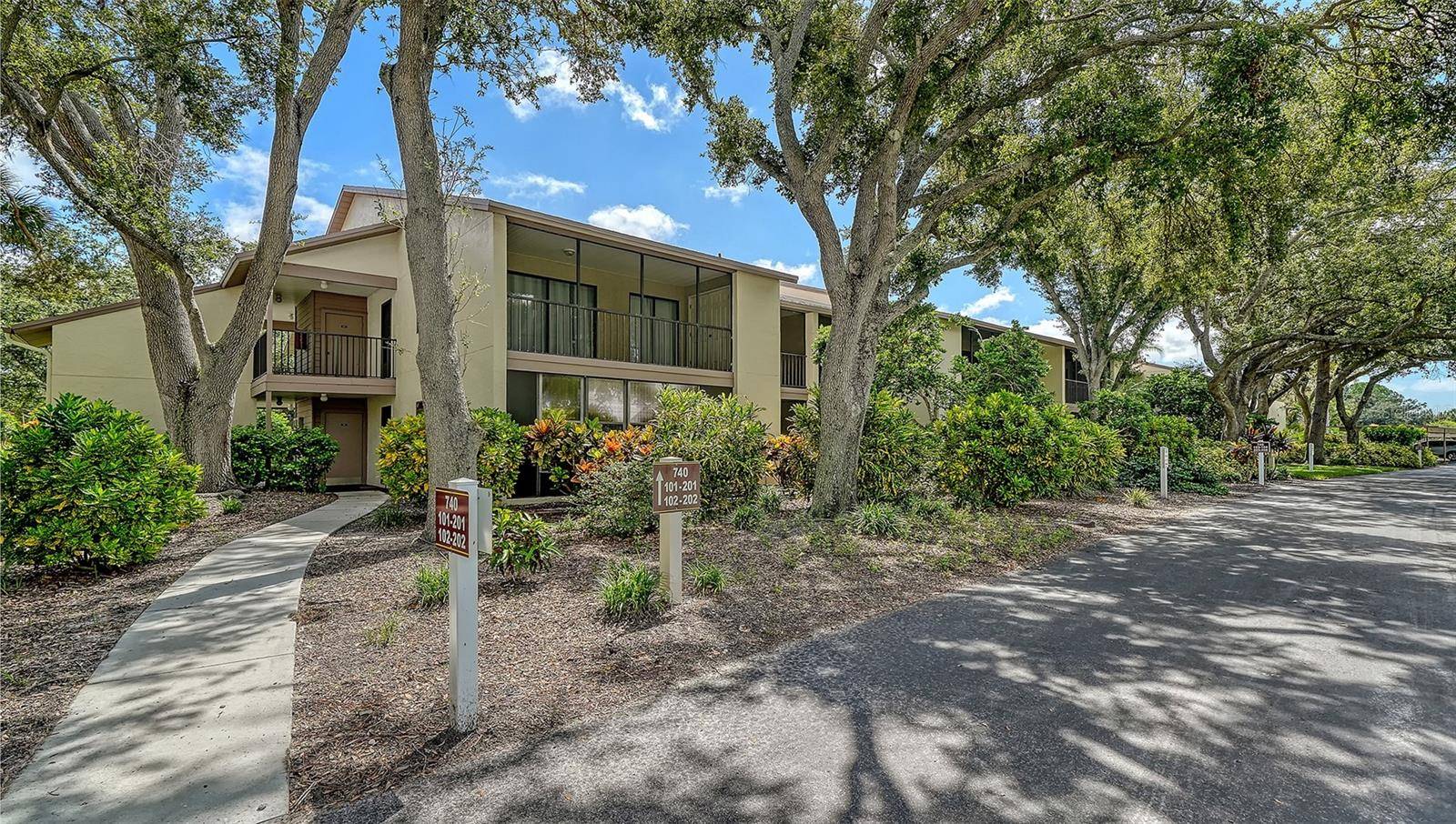 740 WHITE PINE TREE RD #205, Venice, FL 34285