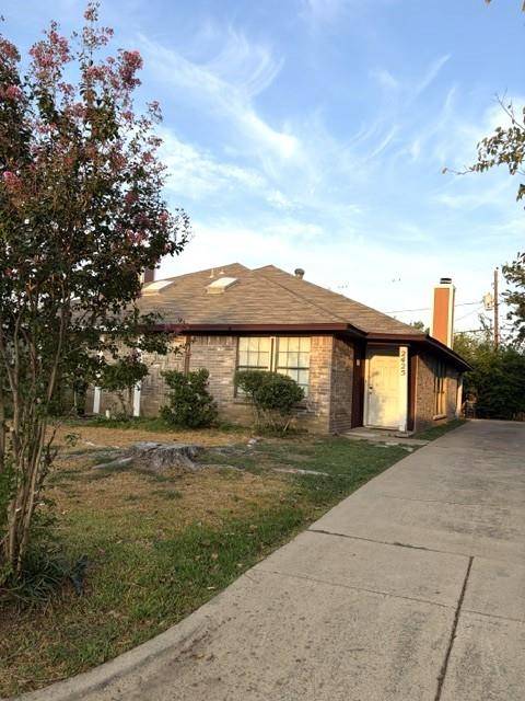 2425 Summer Place Drive, Arlington, TX 76014