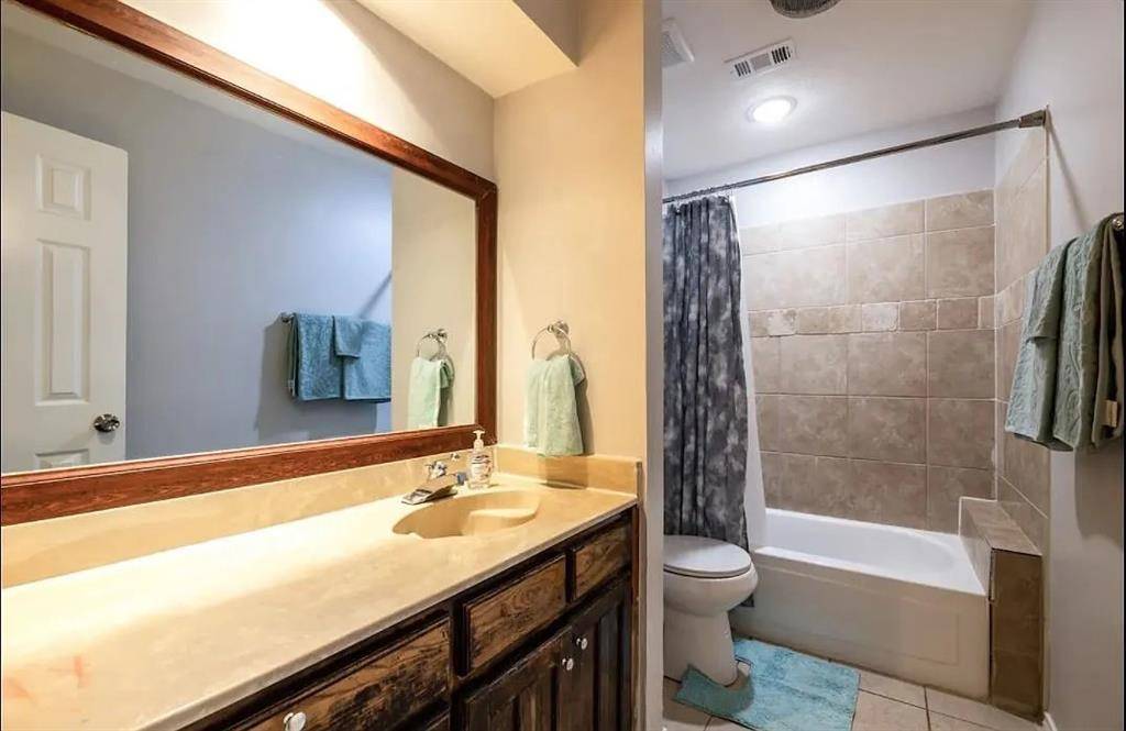 2425 Summer Place Drive, Arlington, TX 76014