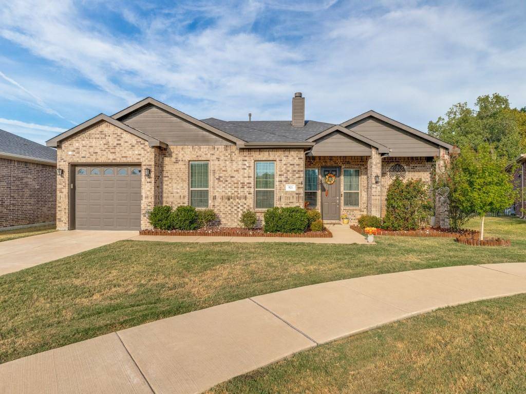 921 Hearthside Way, Mckinney, TX 75071