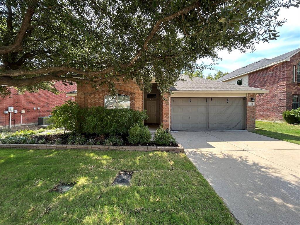 929 Warbler, Aubrey, TX 76227