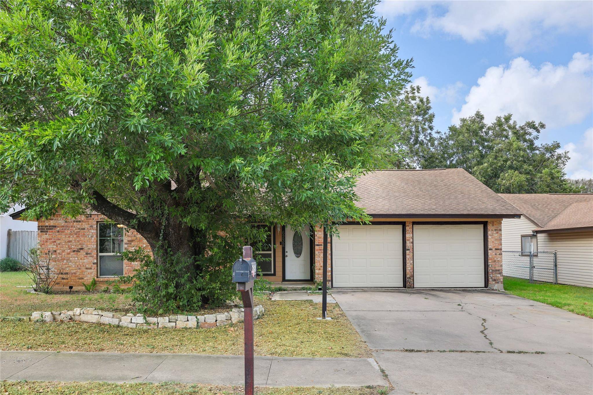 6232 Hillston DR, Austin, TX 78745