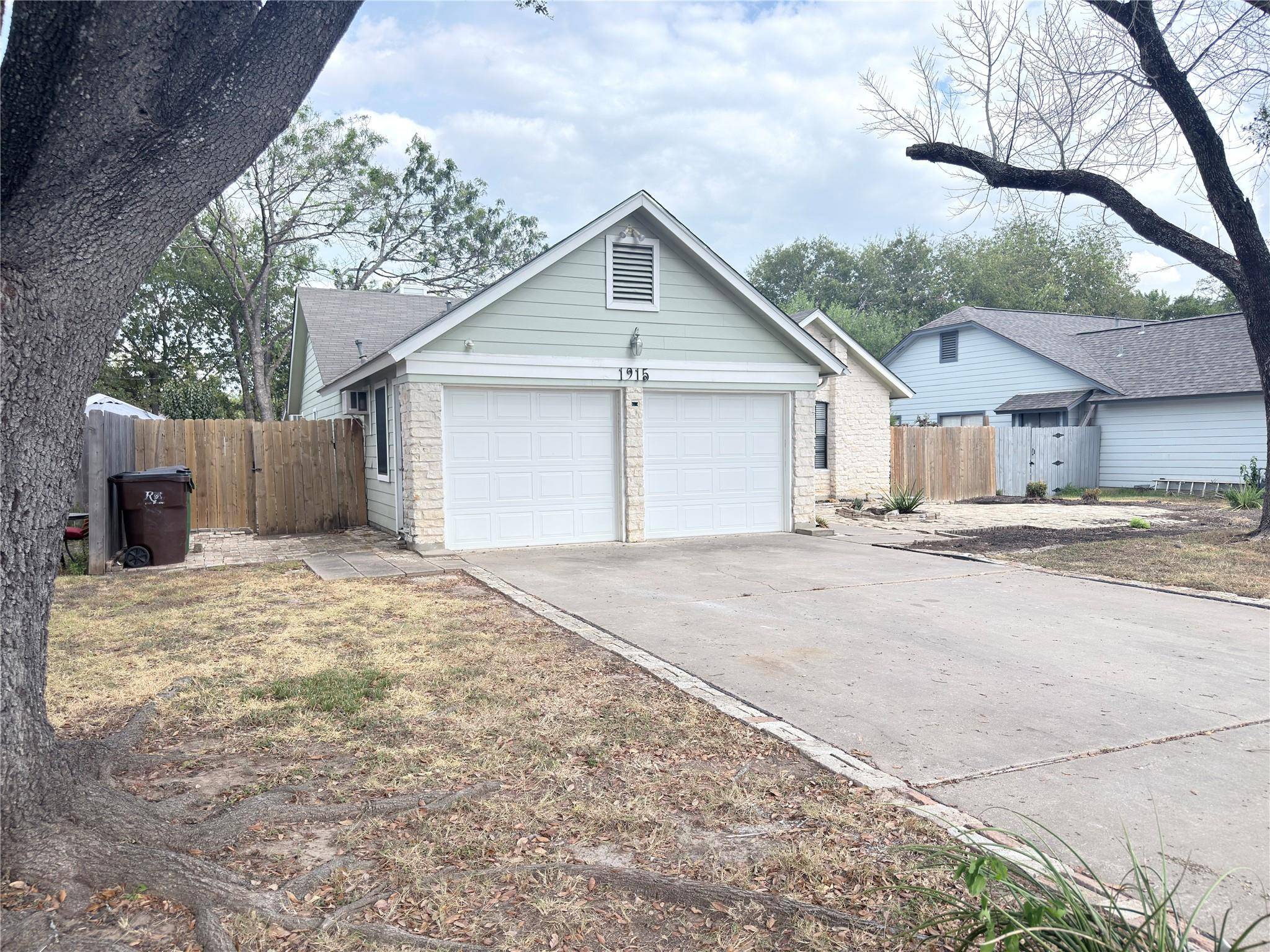 1915 Egger Ave, Round Rock, TX 78664
