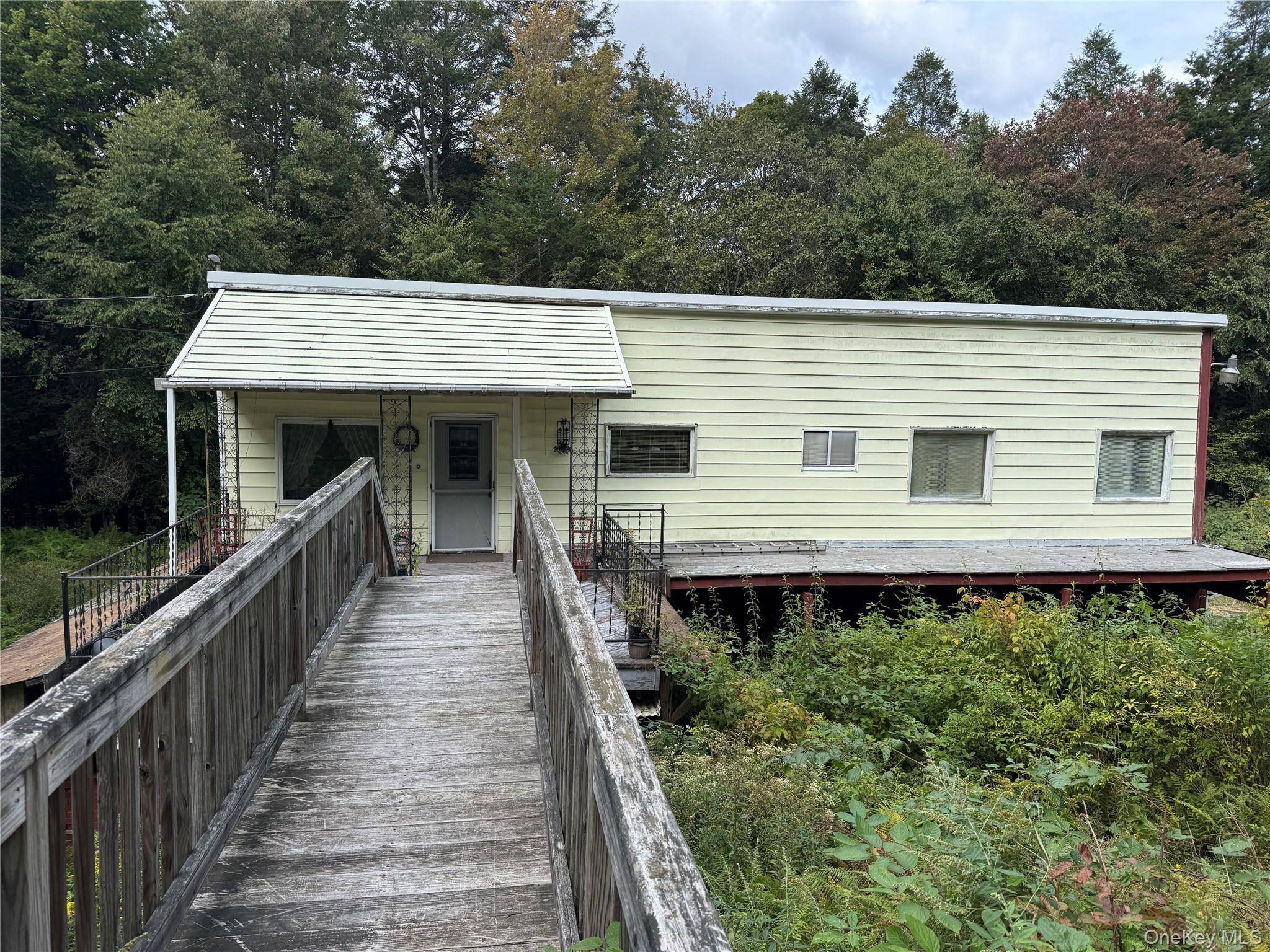 186 Twin Bridge RD, Liberty, NY 12754