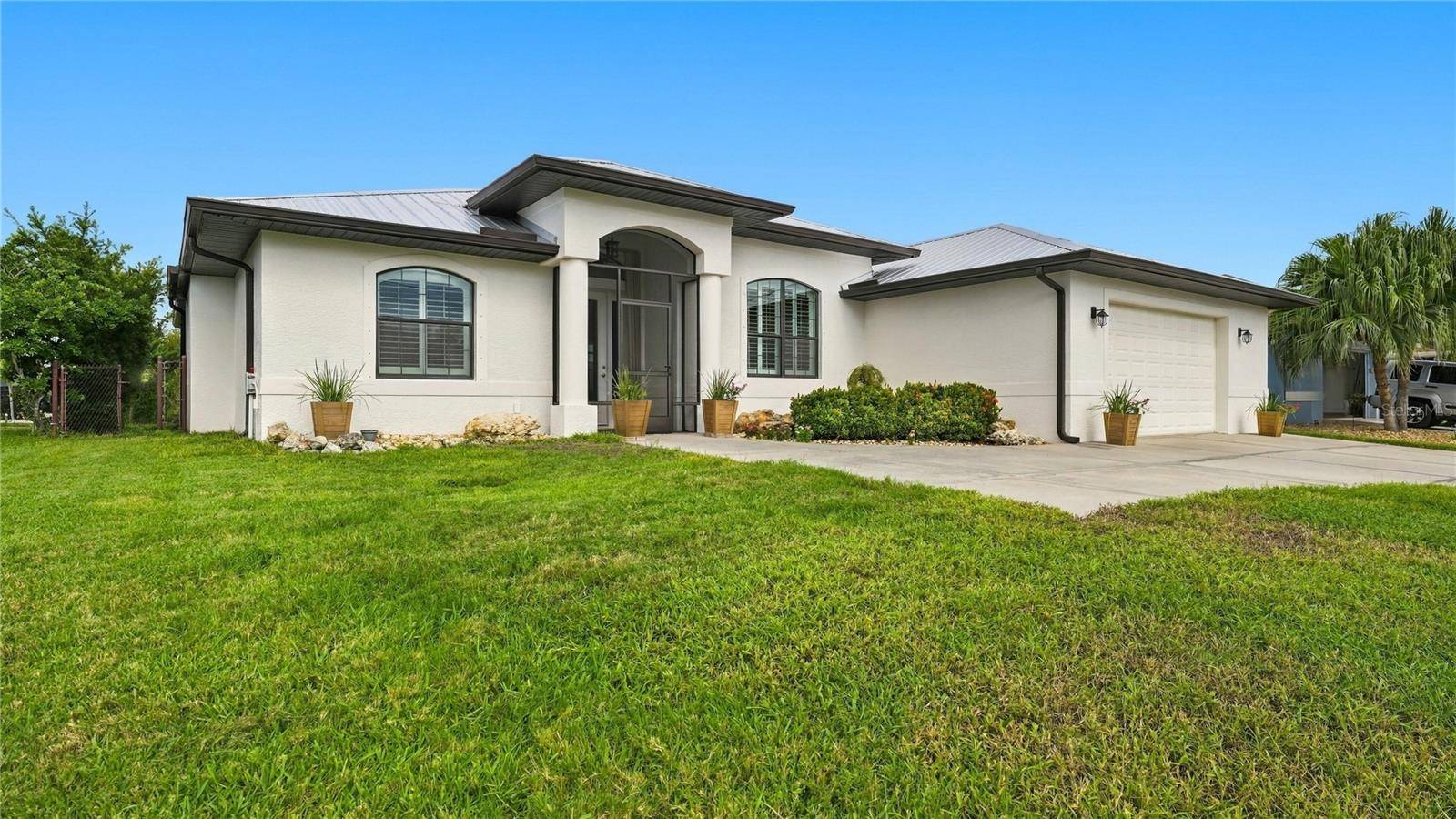 9150 MELODY CIR, Port Charlotte, FL 33981