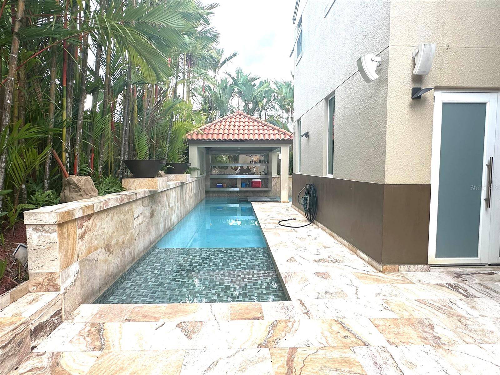 77 ALMENDRO, Guaynabo, PR 00971