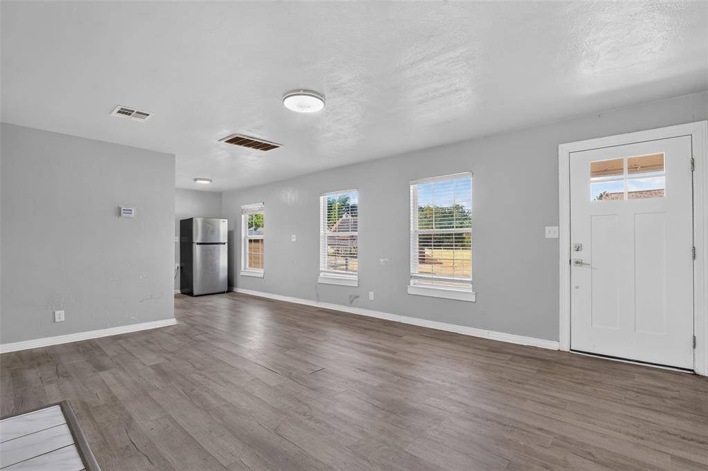 2340 Cashion PL, Oklahoma City, OK 73112