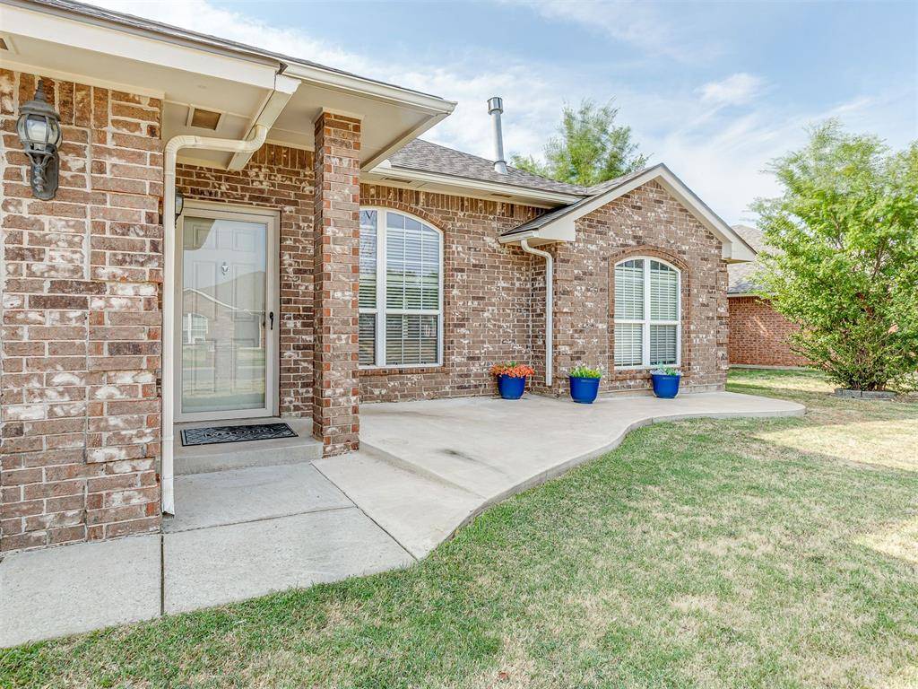 2200 Scissortail Landing DR, Edmond, OK 73012