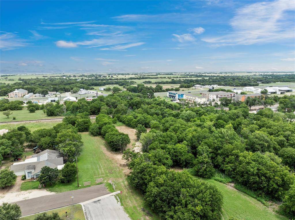 TBD E 1st Street, Mcgregor, TX 76657