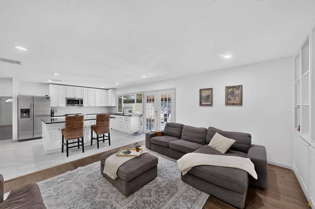 10854 Villa Haven Drive, Dallas, TX 75238