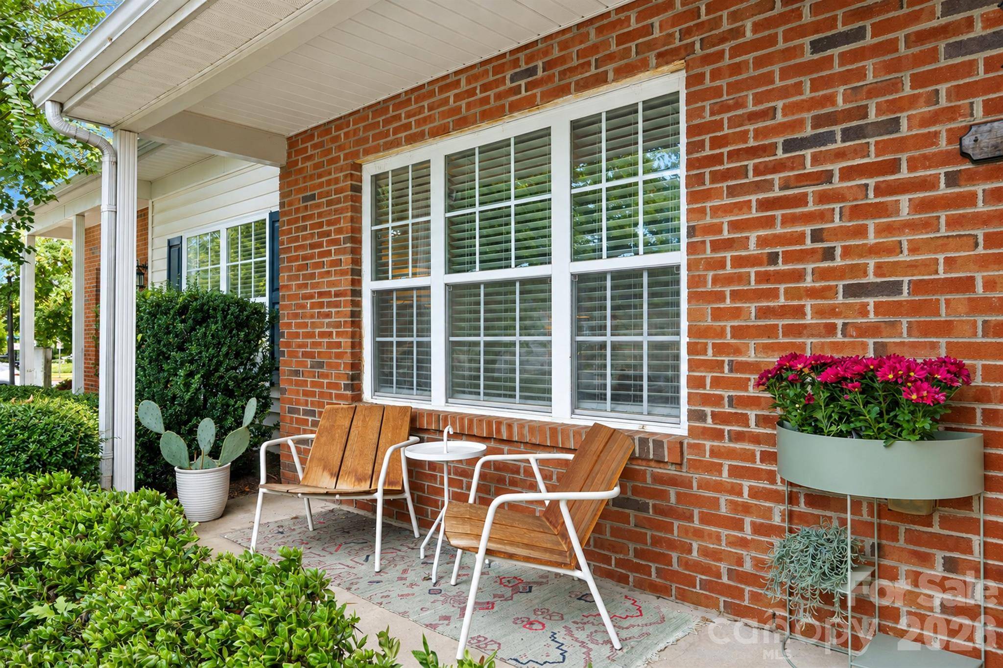 109 Summerwood DR, Mooresville, NC 28117