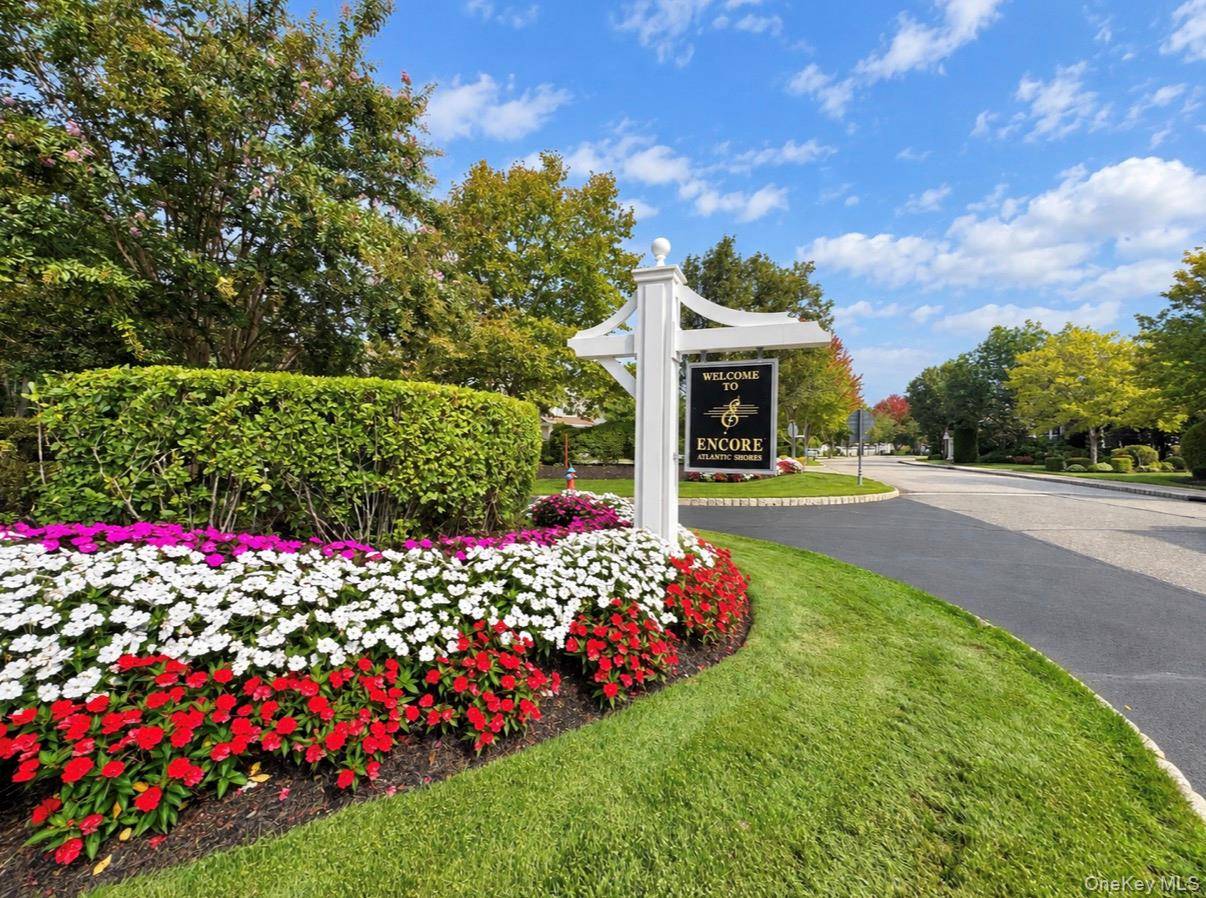 63 Encore BLVD, Eastport, NY 11941