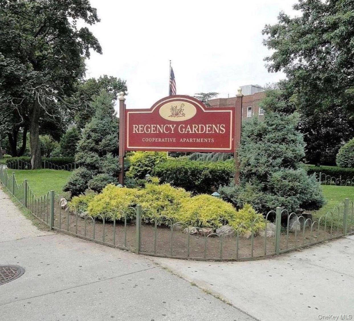 78-05 141st ST #2L, Kew Garden Hills, NY 11367
