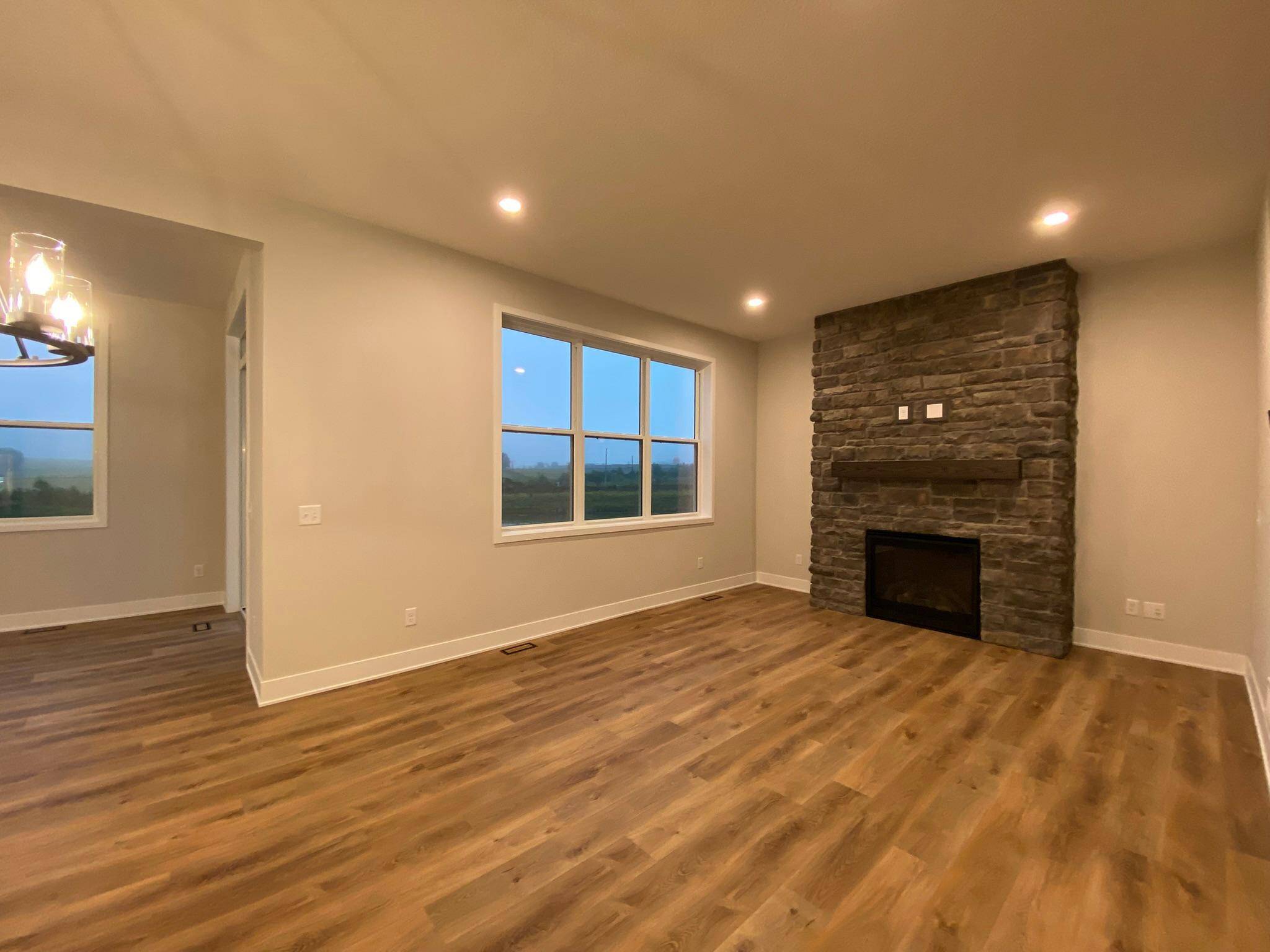 2036 Tamarack RD, Carver, MN 55315