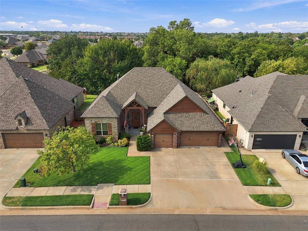 19605 Rambling Creek DR, Edmond, OK 73012