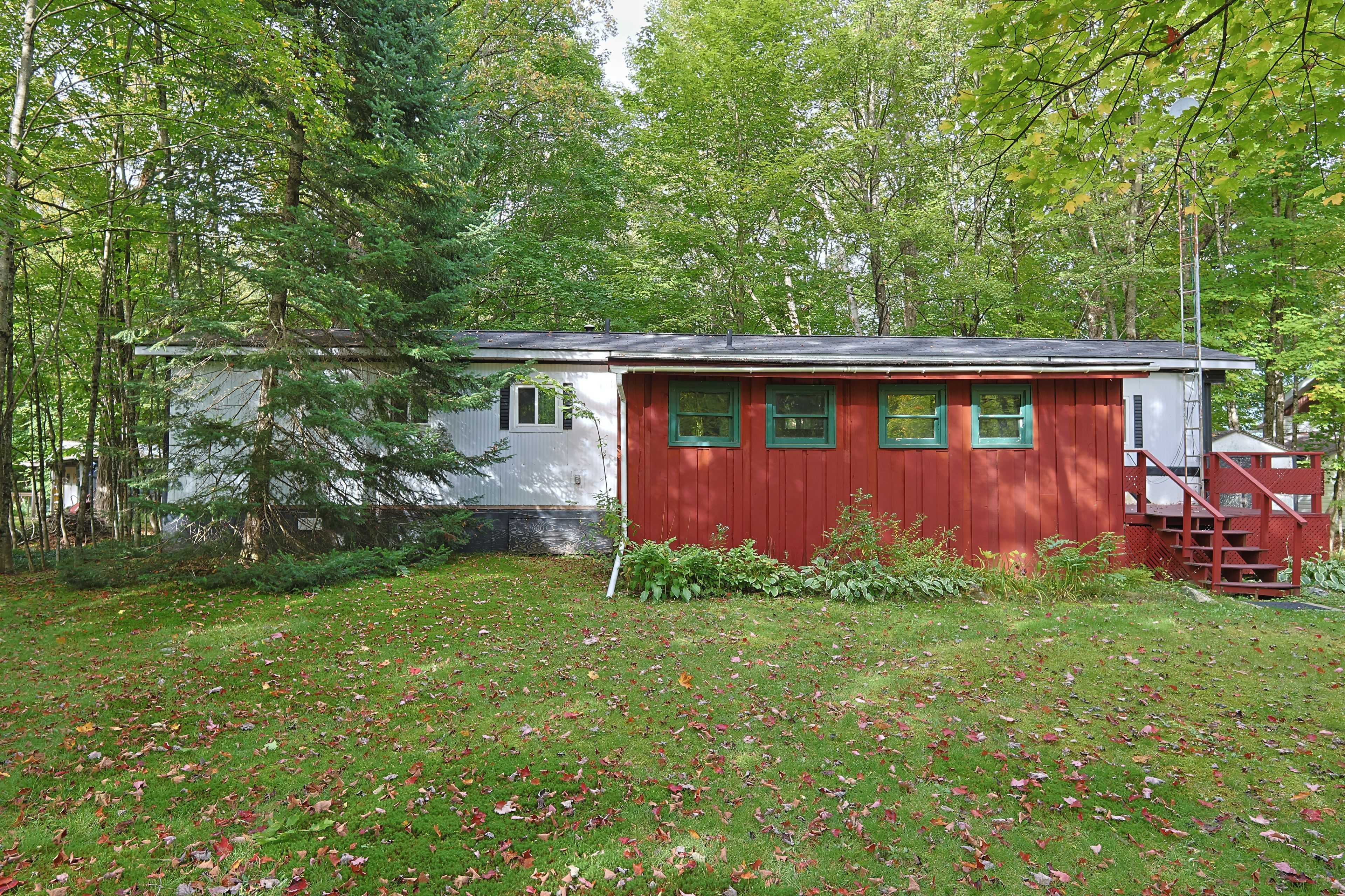 151 Allensville RD, Huntsville, ON P0B 1M0